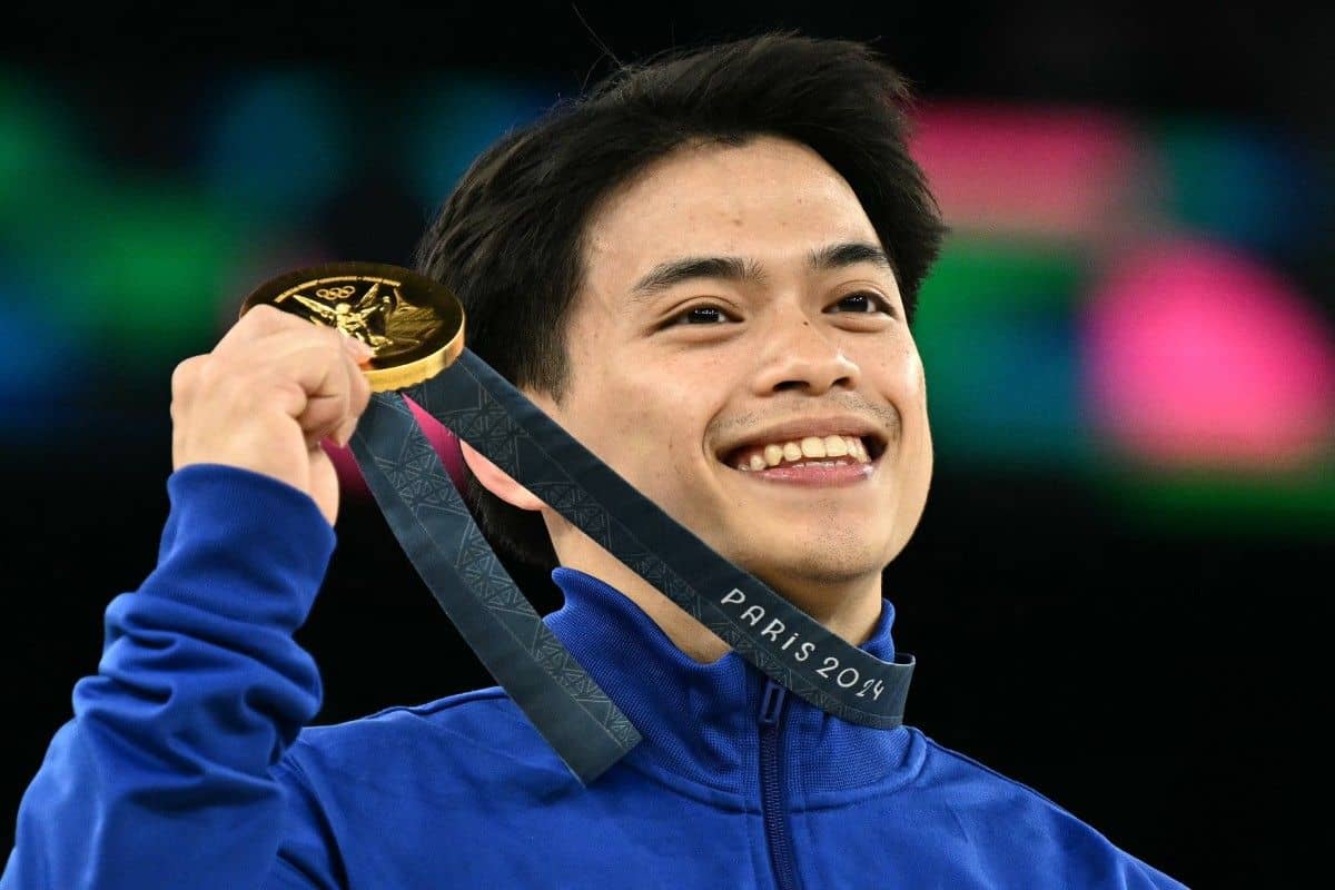 CARLOS Yulo